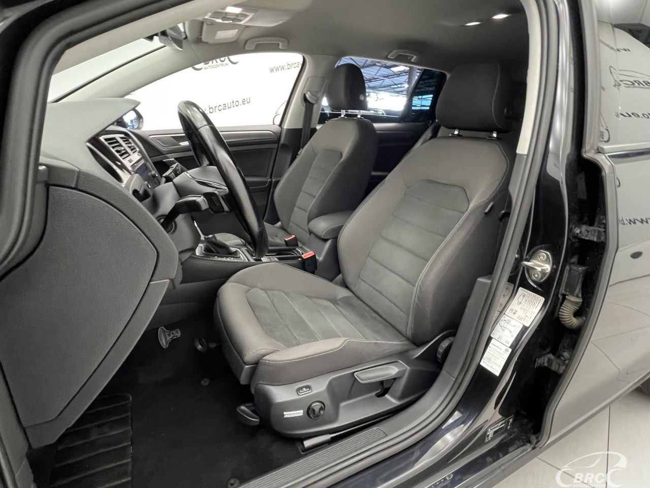 Volkswagen Golf | 22