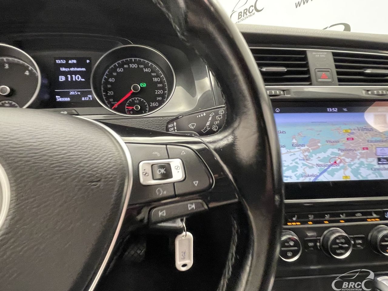 Volkswagen Golf | 28