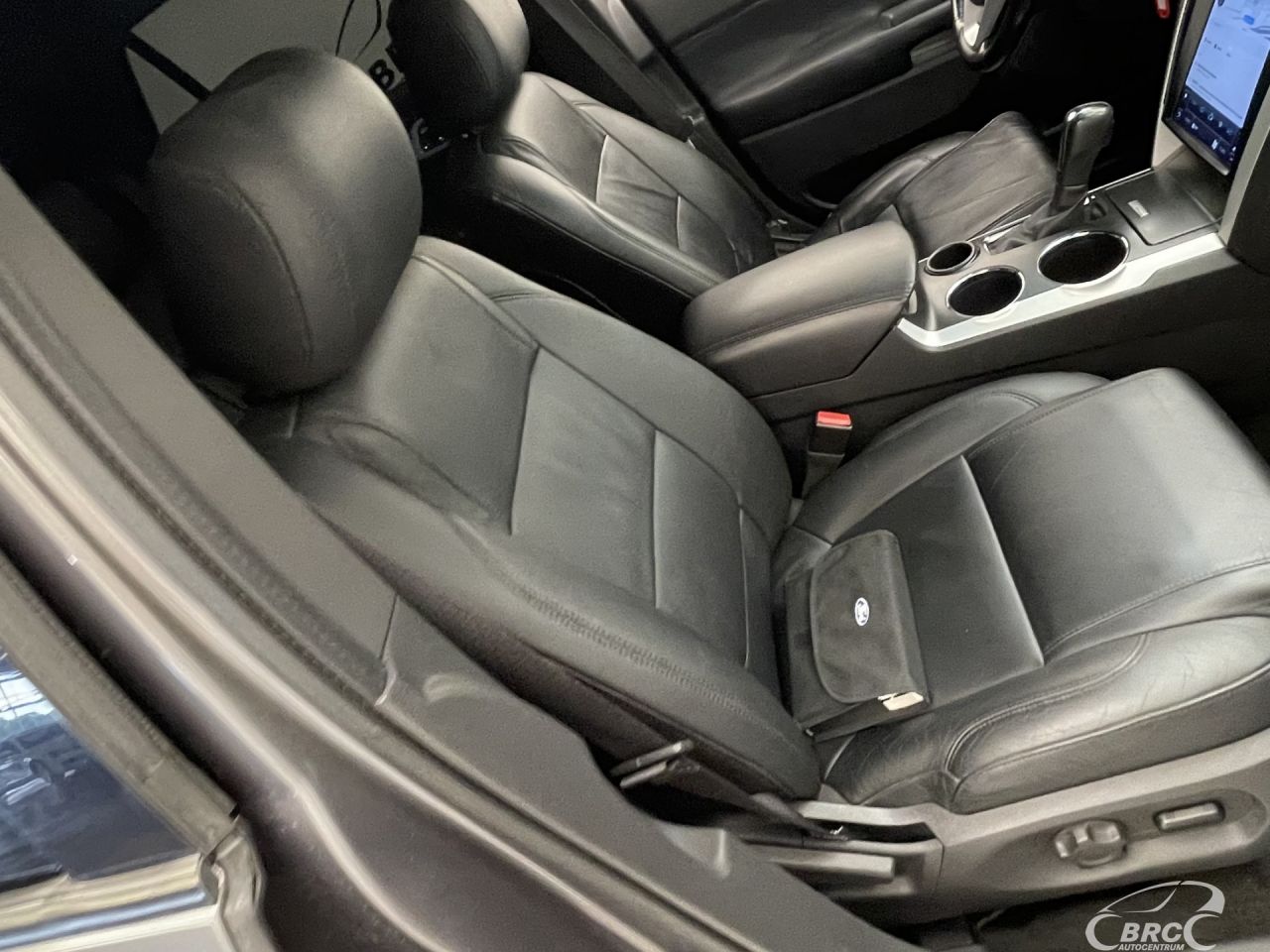 Ford Explorer | 4
