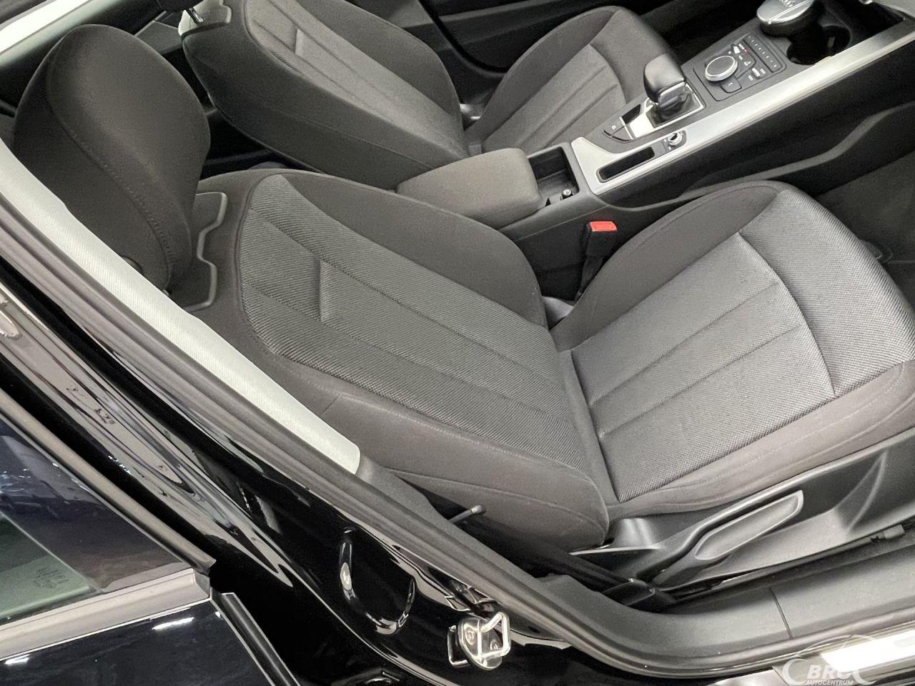 Audi A4 | 4