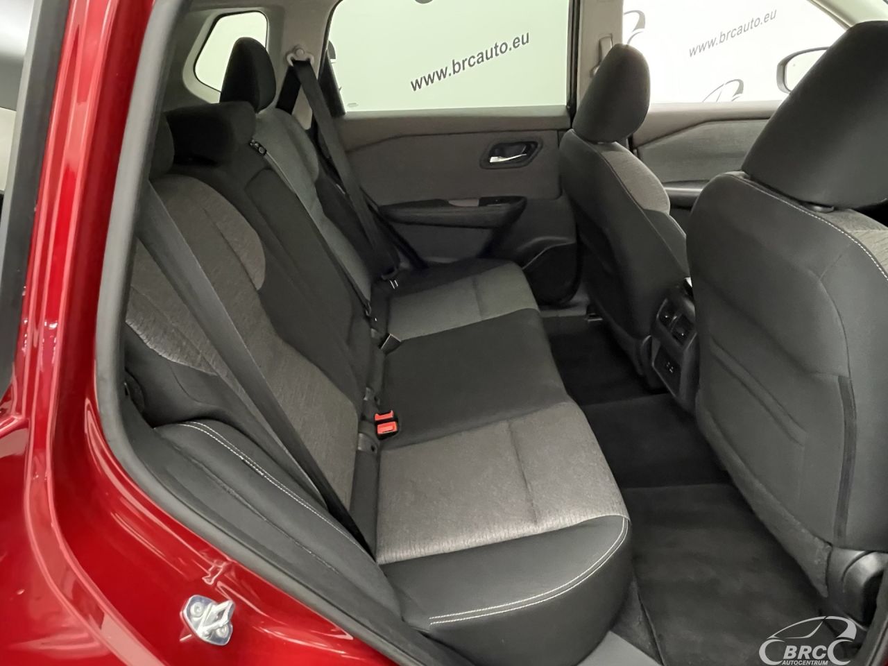 Nissan Rogue | 11