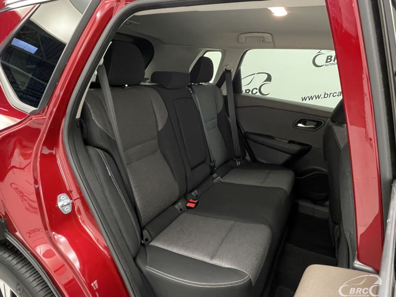 Nissan Rogue | 12