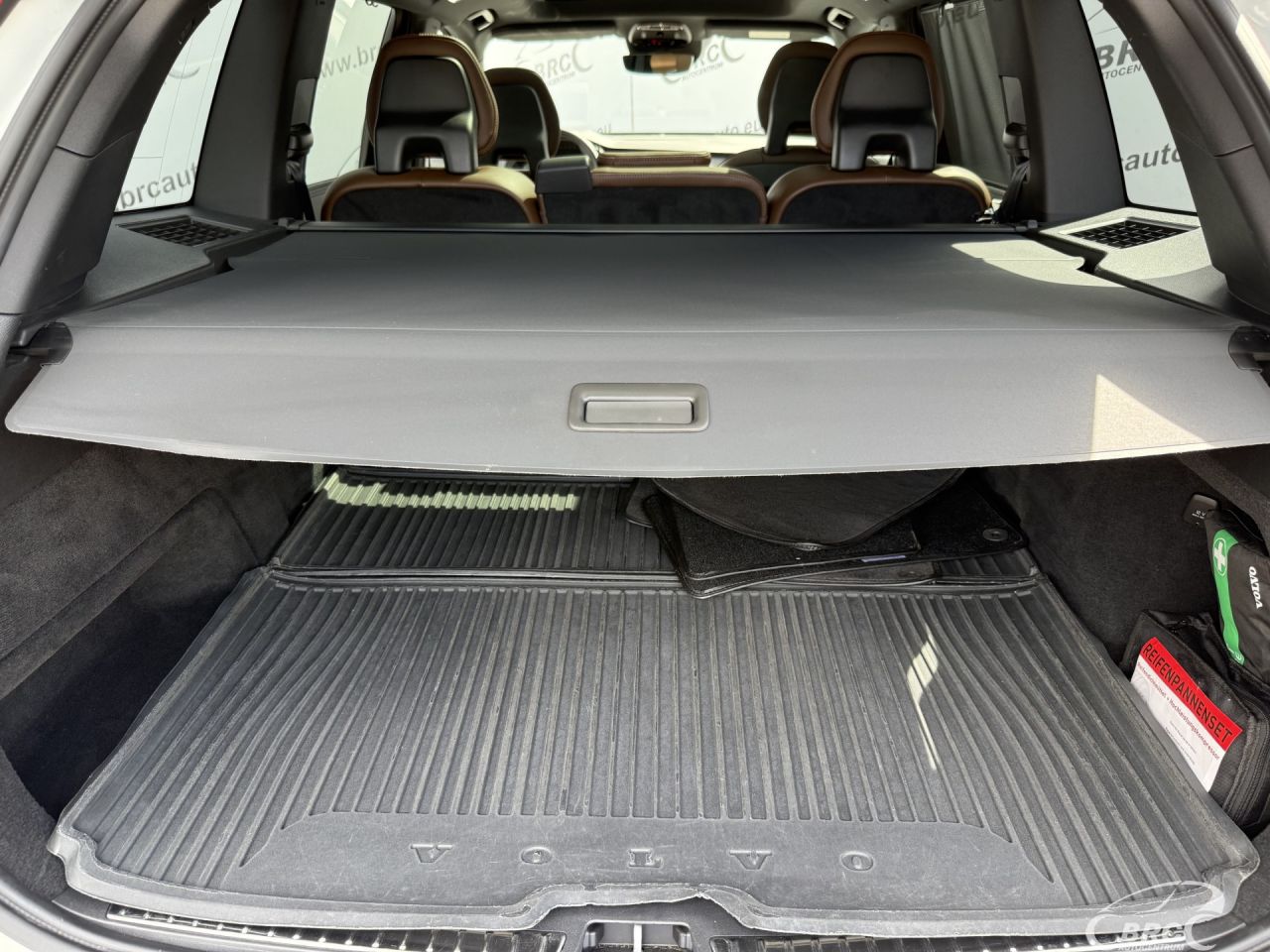 Volvo XC90 | 16