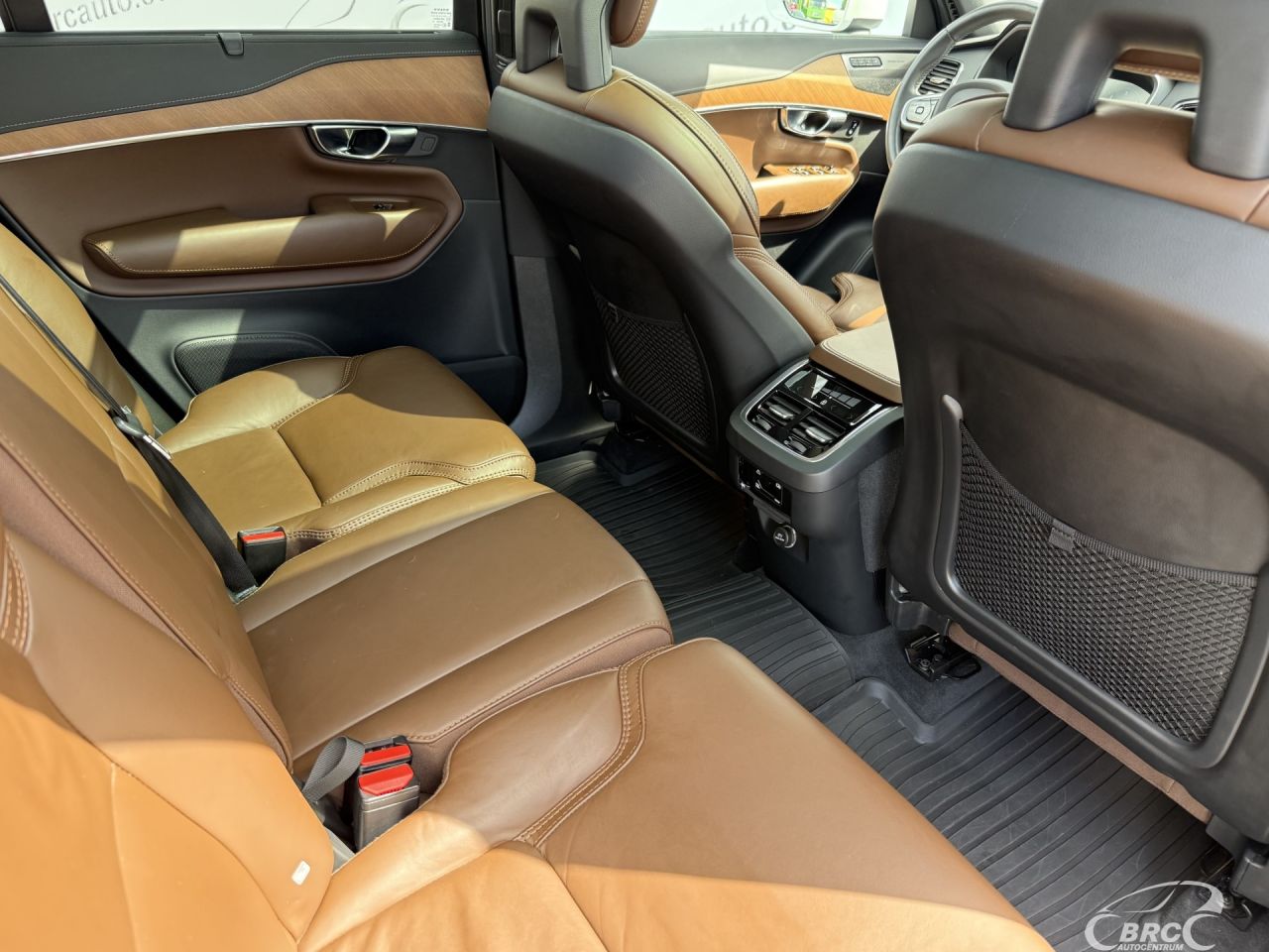 Volvo XC90 | 13