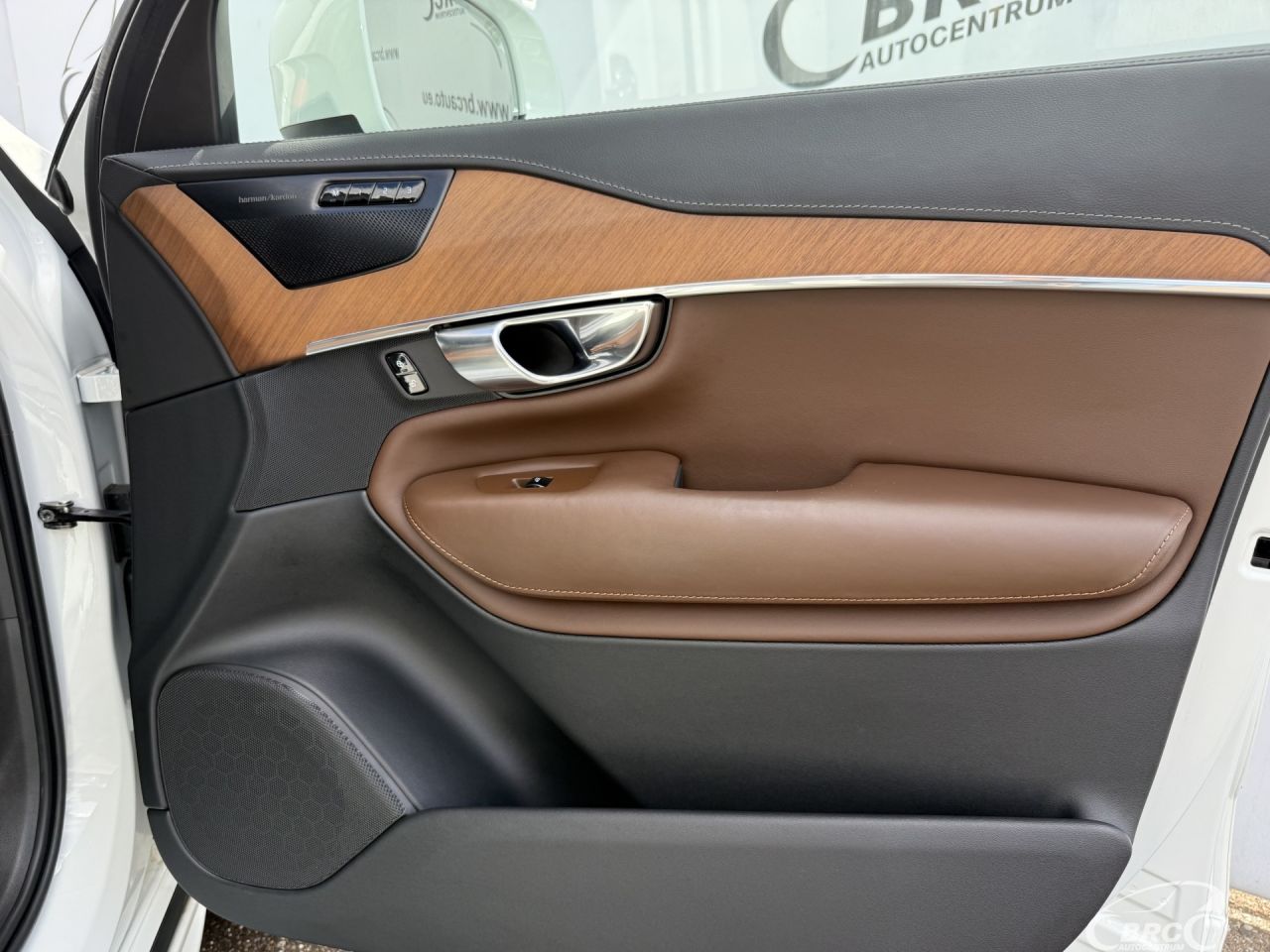 Volvo XC90 | 7