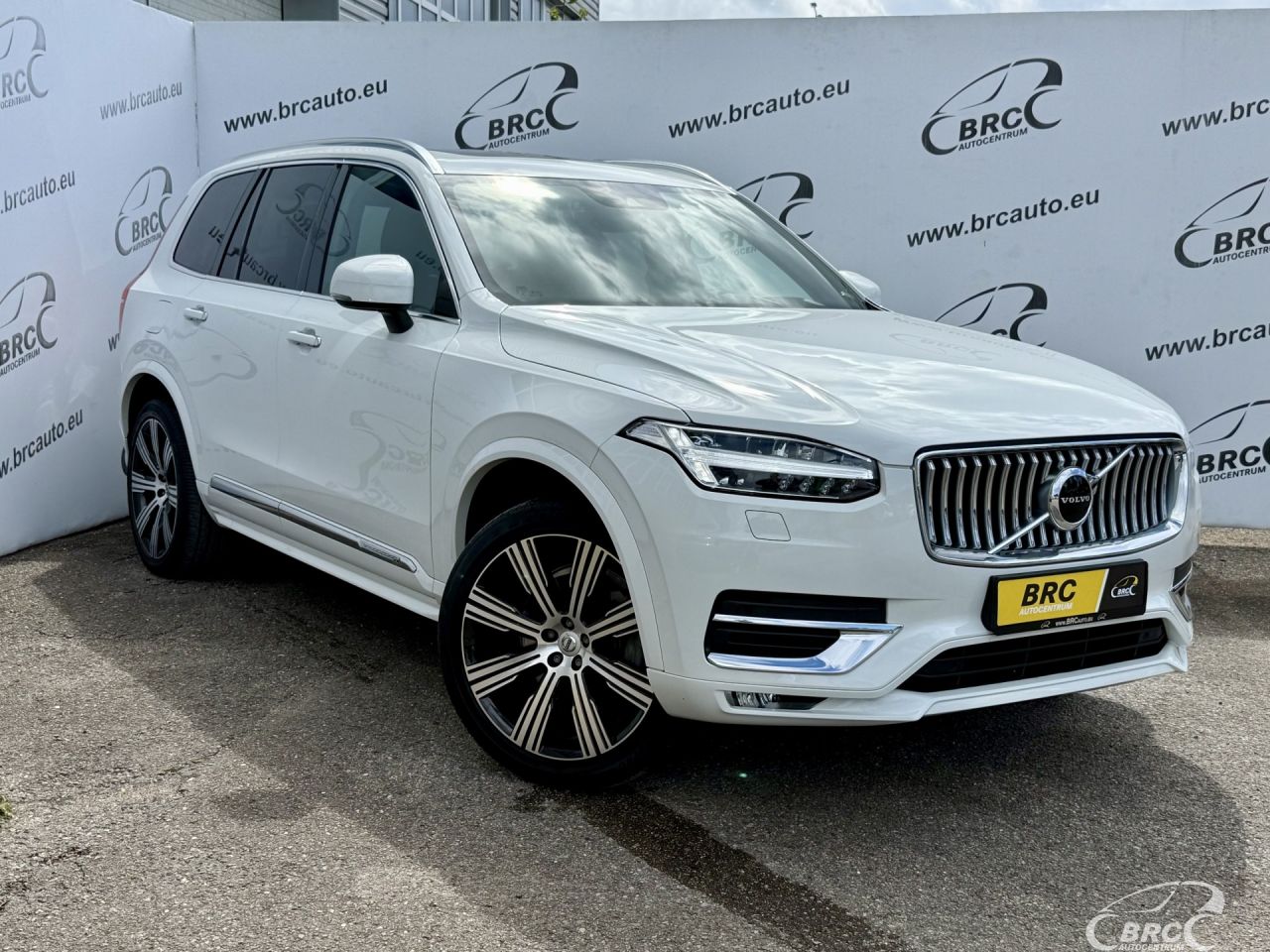 Volvo XC90 | 54