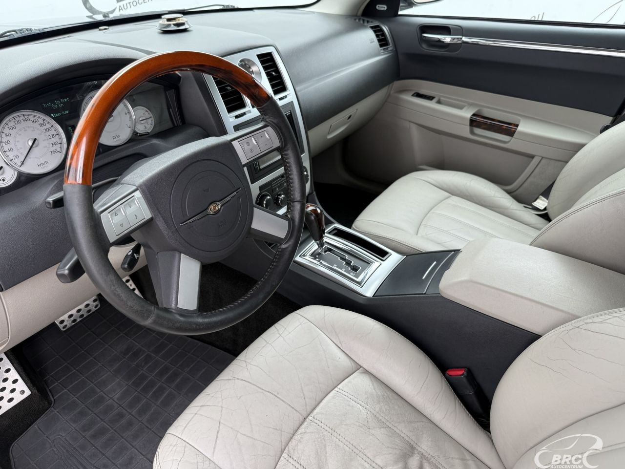 Chrysler 300 | 18
