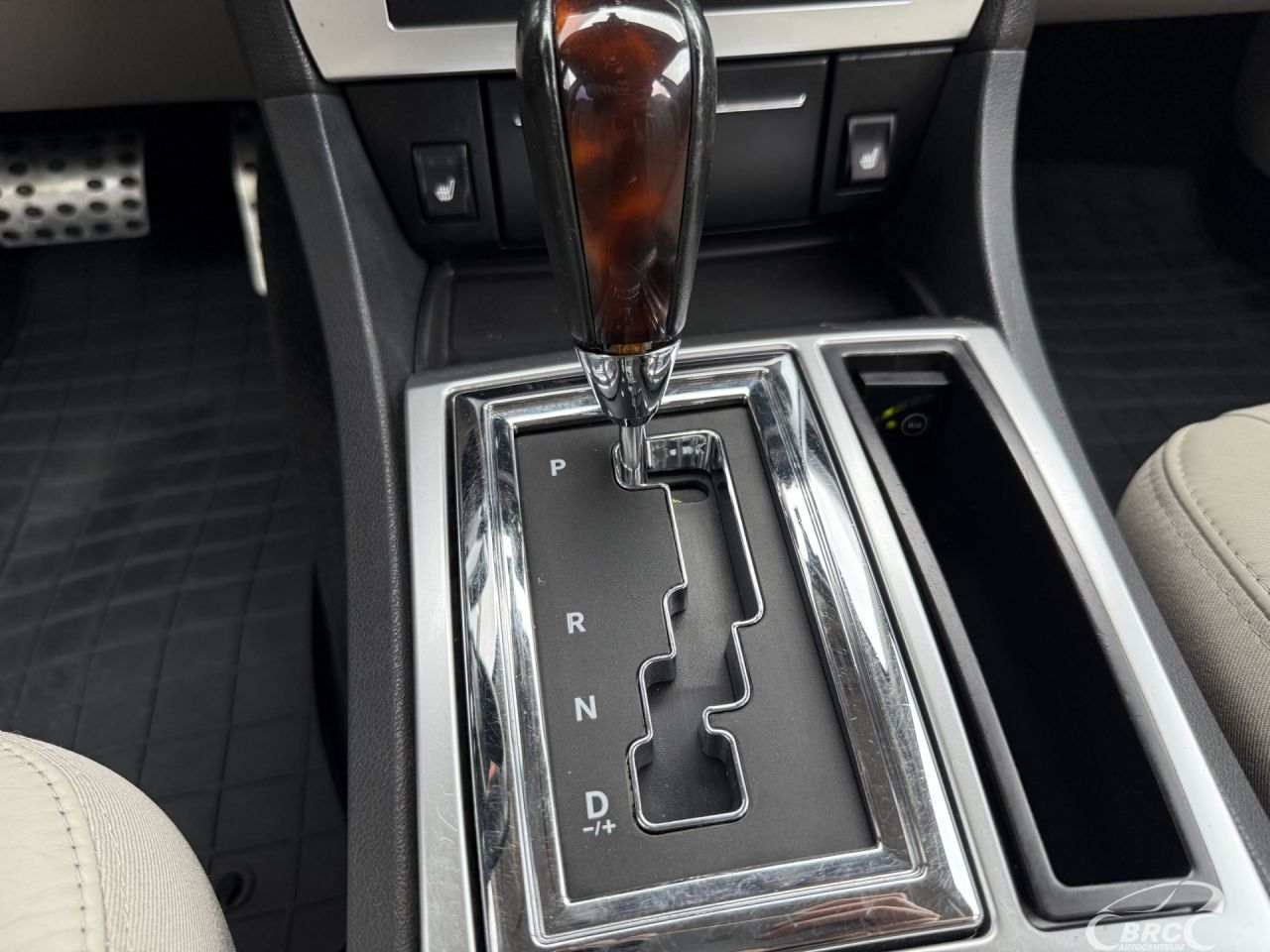 Chrysler 300 | 14