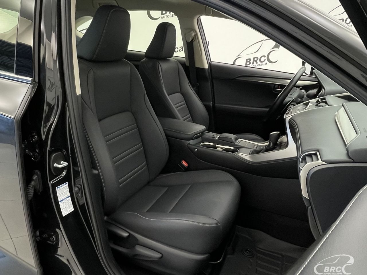 Lexus NX 300h | 6