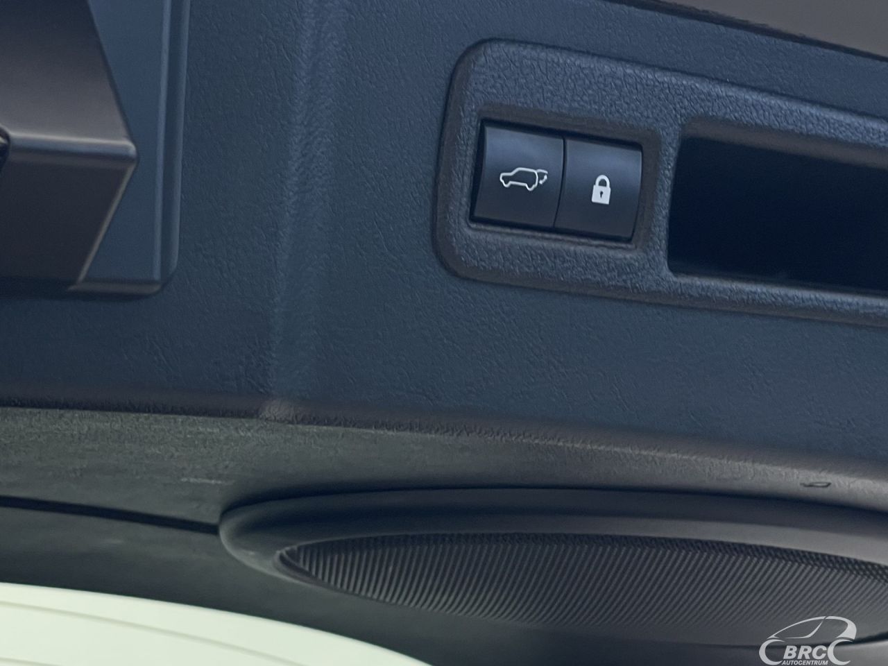 Lexus NX 300h | 44