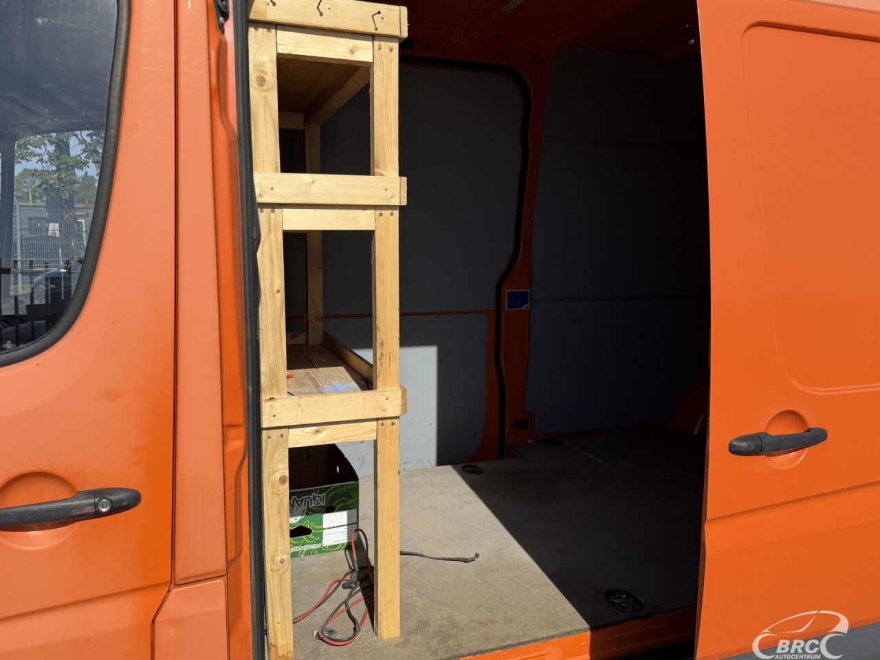 Mercedes-Benz Sprinter | 12