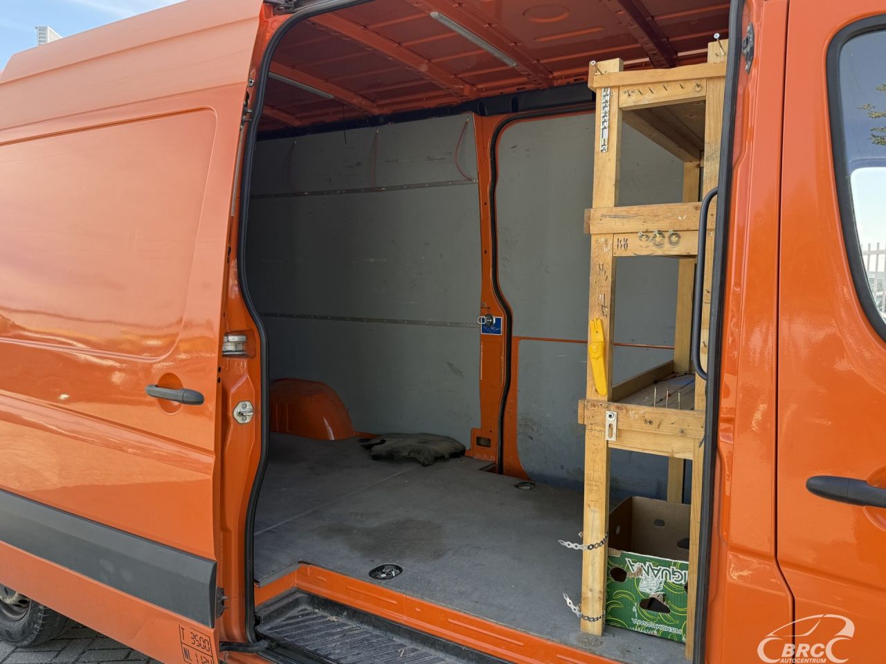 Mercedes-Benz Sprinter | 6