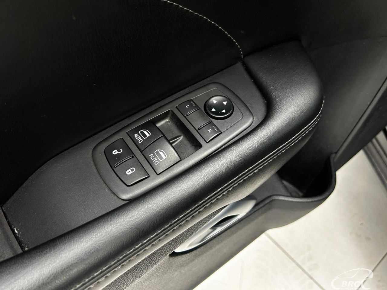 Dodge Challenger | 14