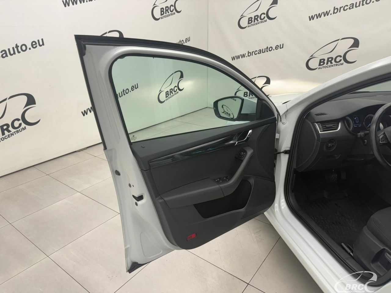 Skoda Octavia | 4