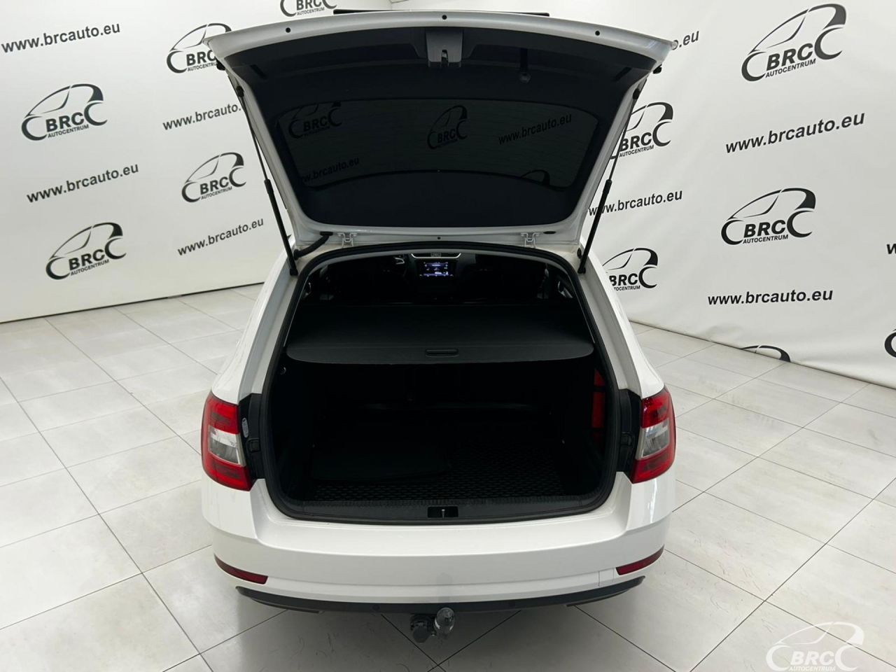 Skoda Octavia | 28