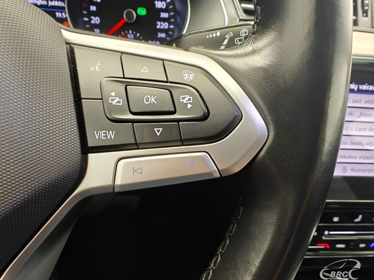 Volkswagen Passat | 19