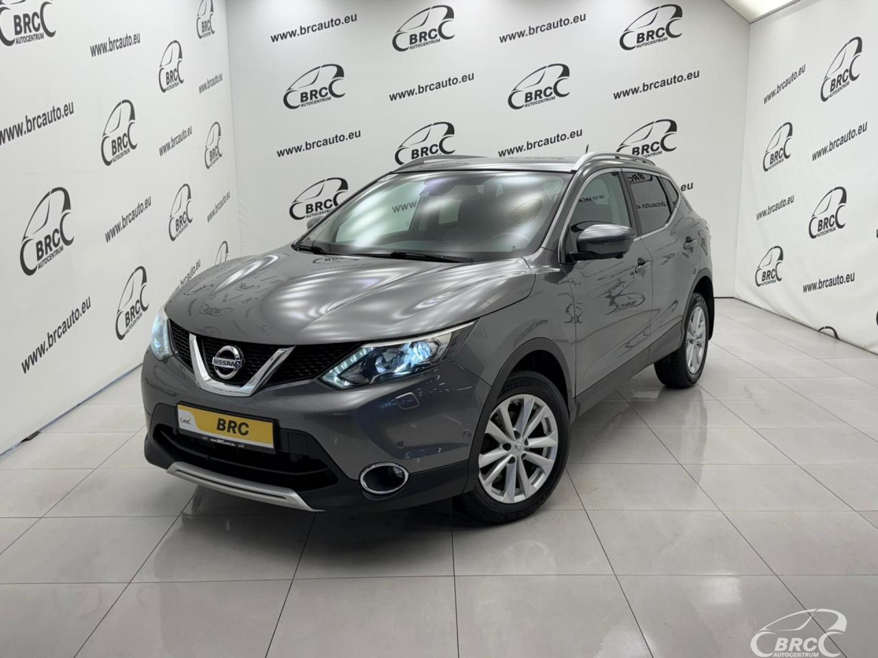 Nissan Qashqai, 1.2 l., Внедорожник