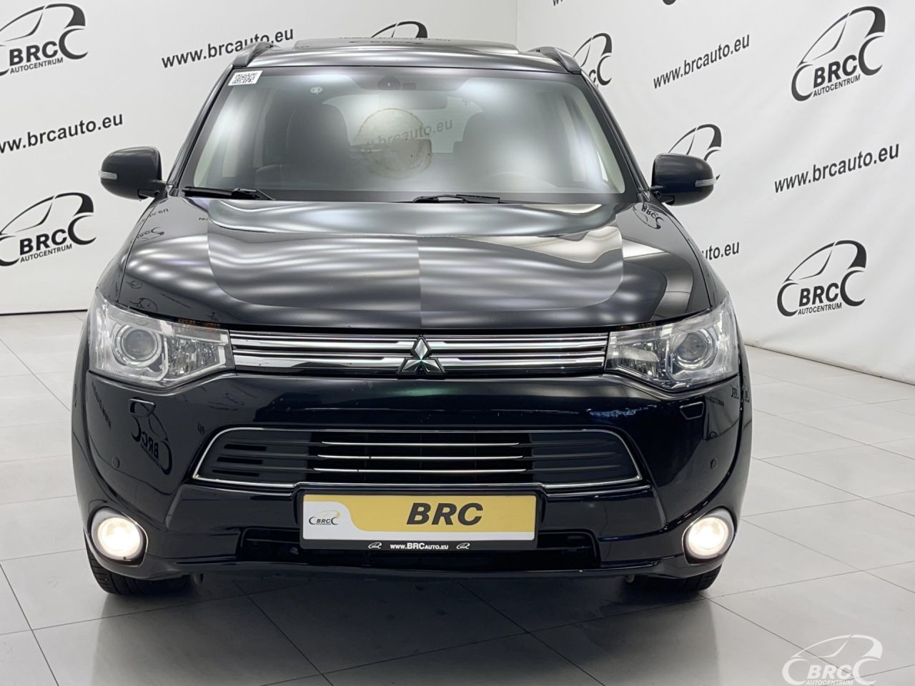 Mitsubishi Outlander | 51