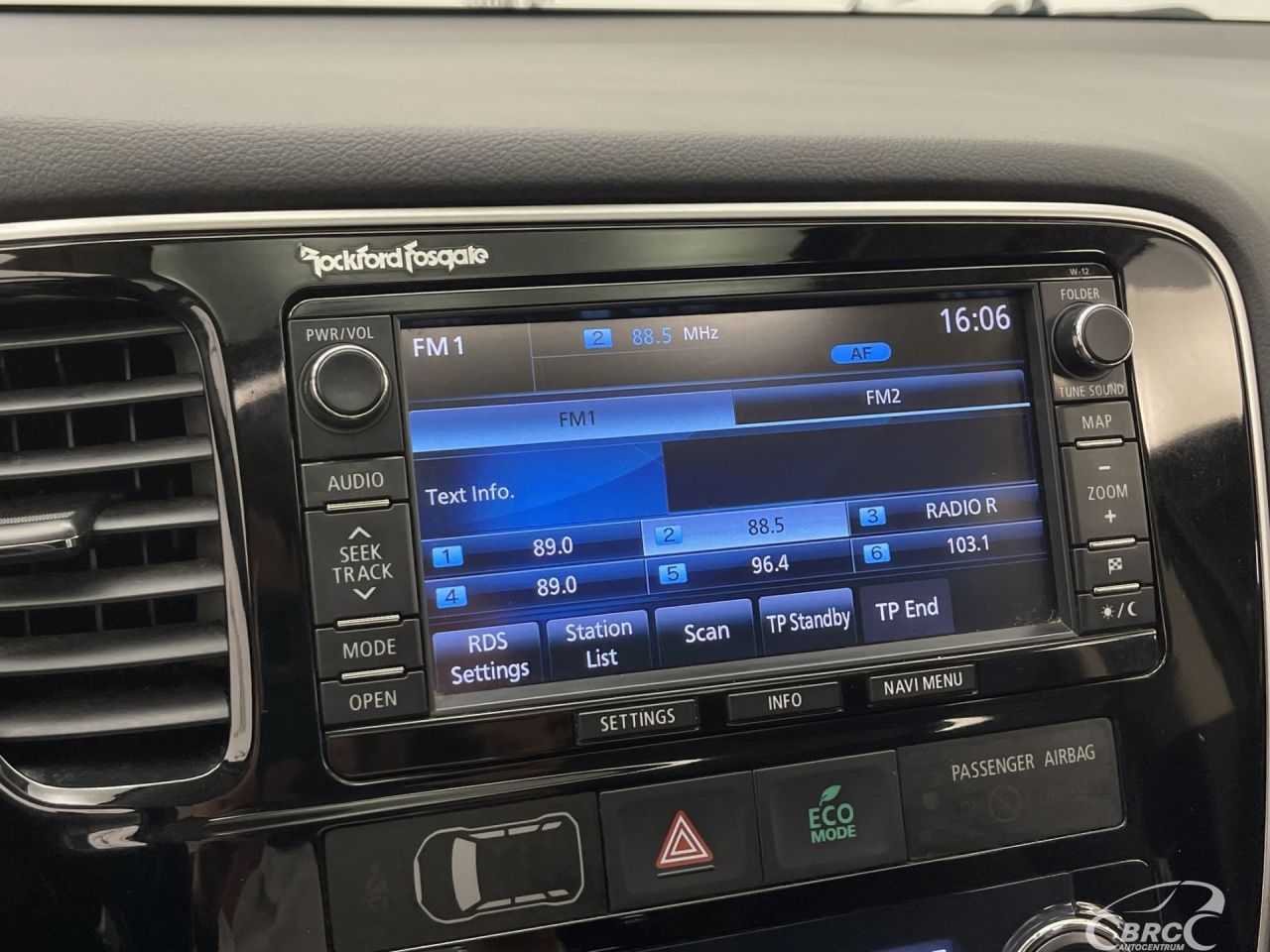 Mitsubishi Outlander | 32