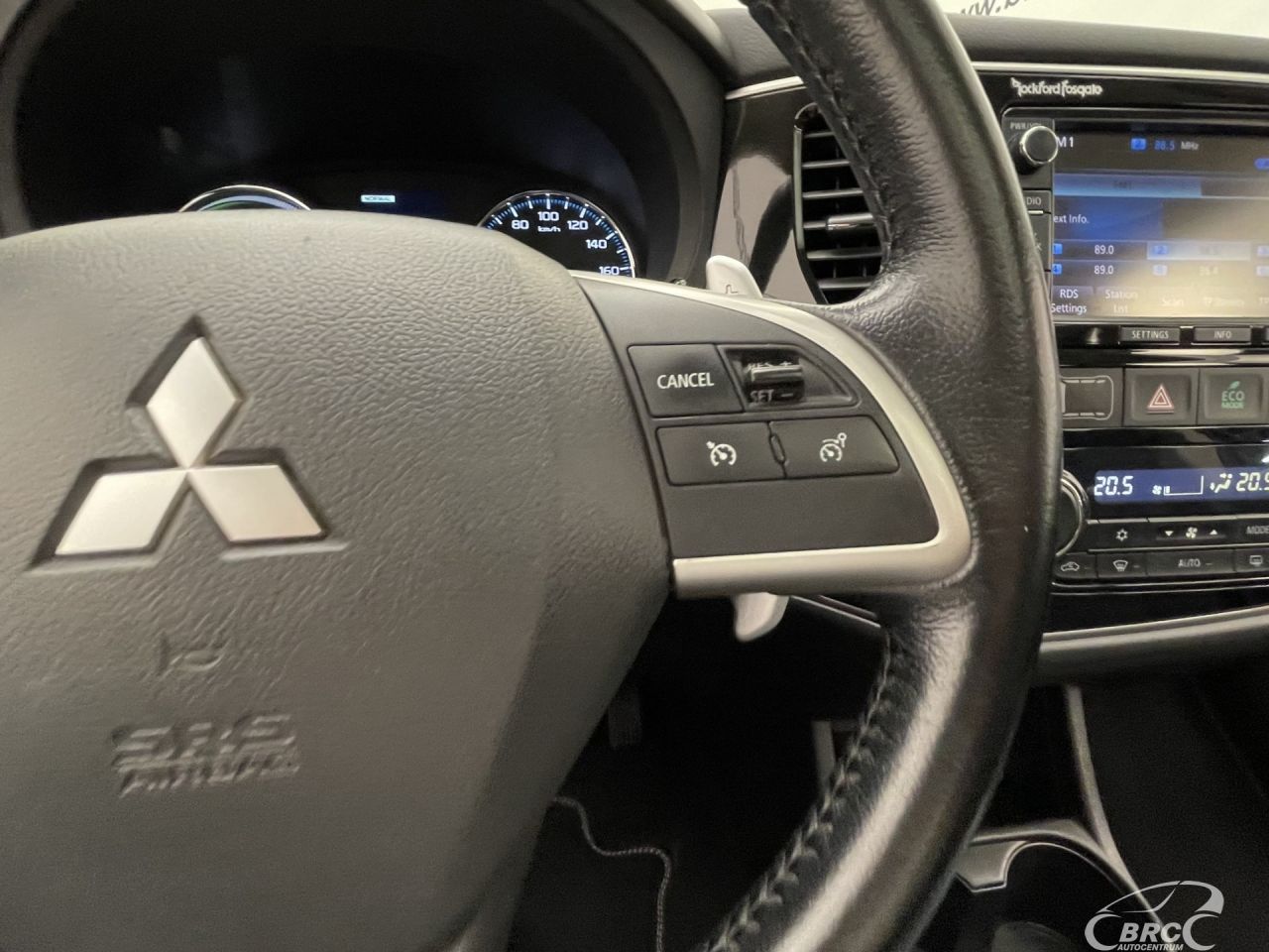 Mitsubishi Outlander | 29