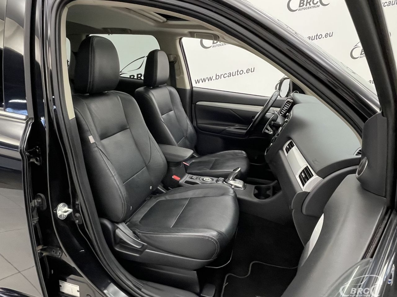 Mitsubishi Outlander | 6