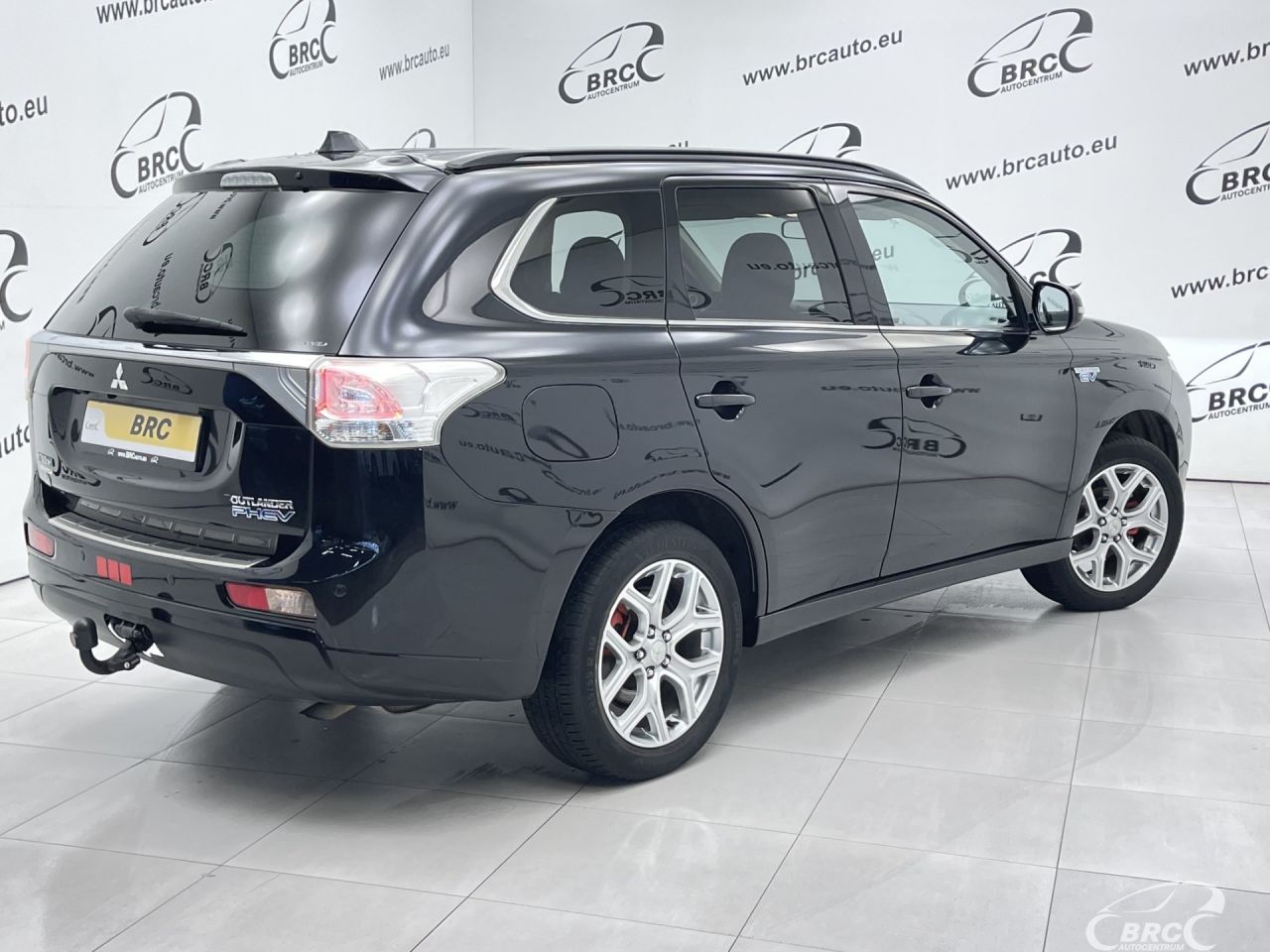 Mitsubishi Outlander | 1