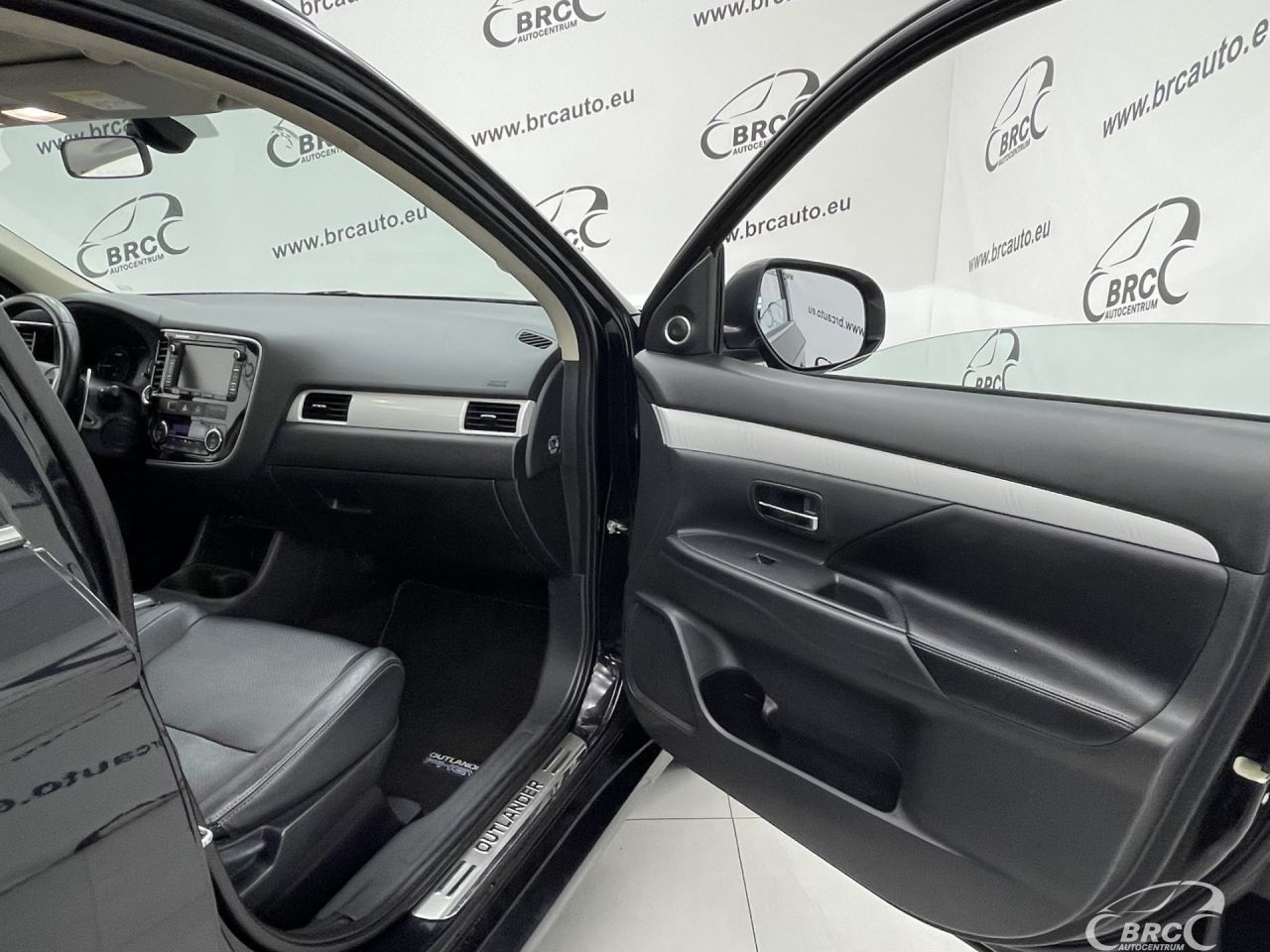 Mitsubishi Outlander | 7