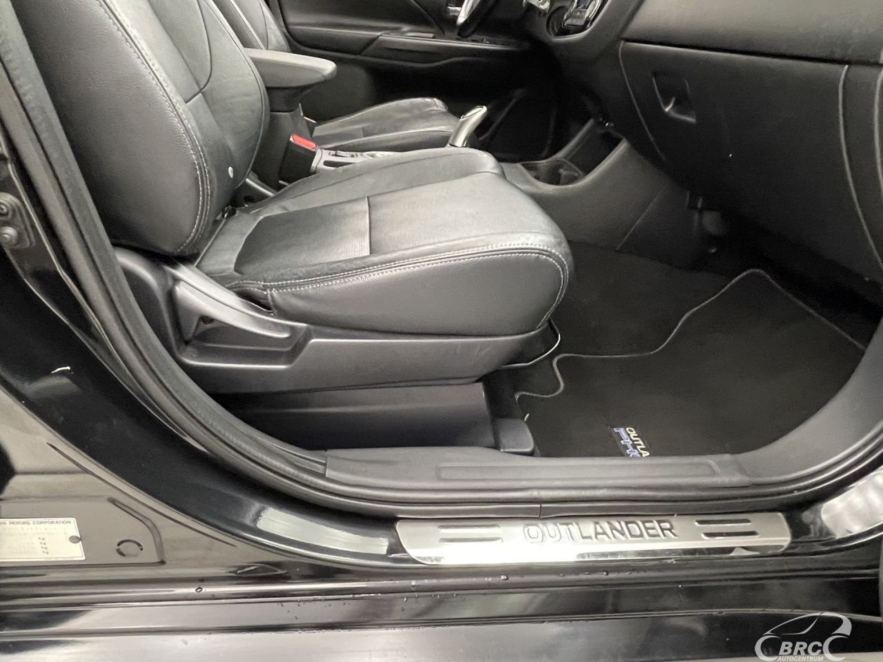 Mitsubishi Outlander | 5