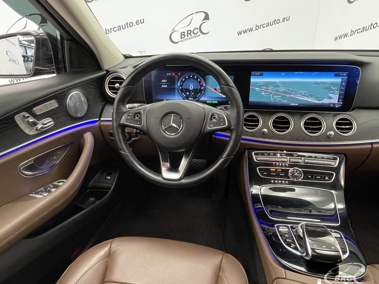 Mercedes-Benz E350 | 14