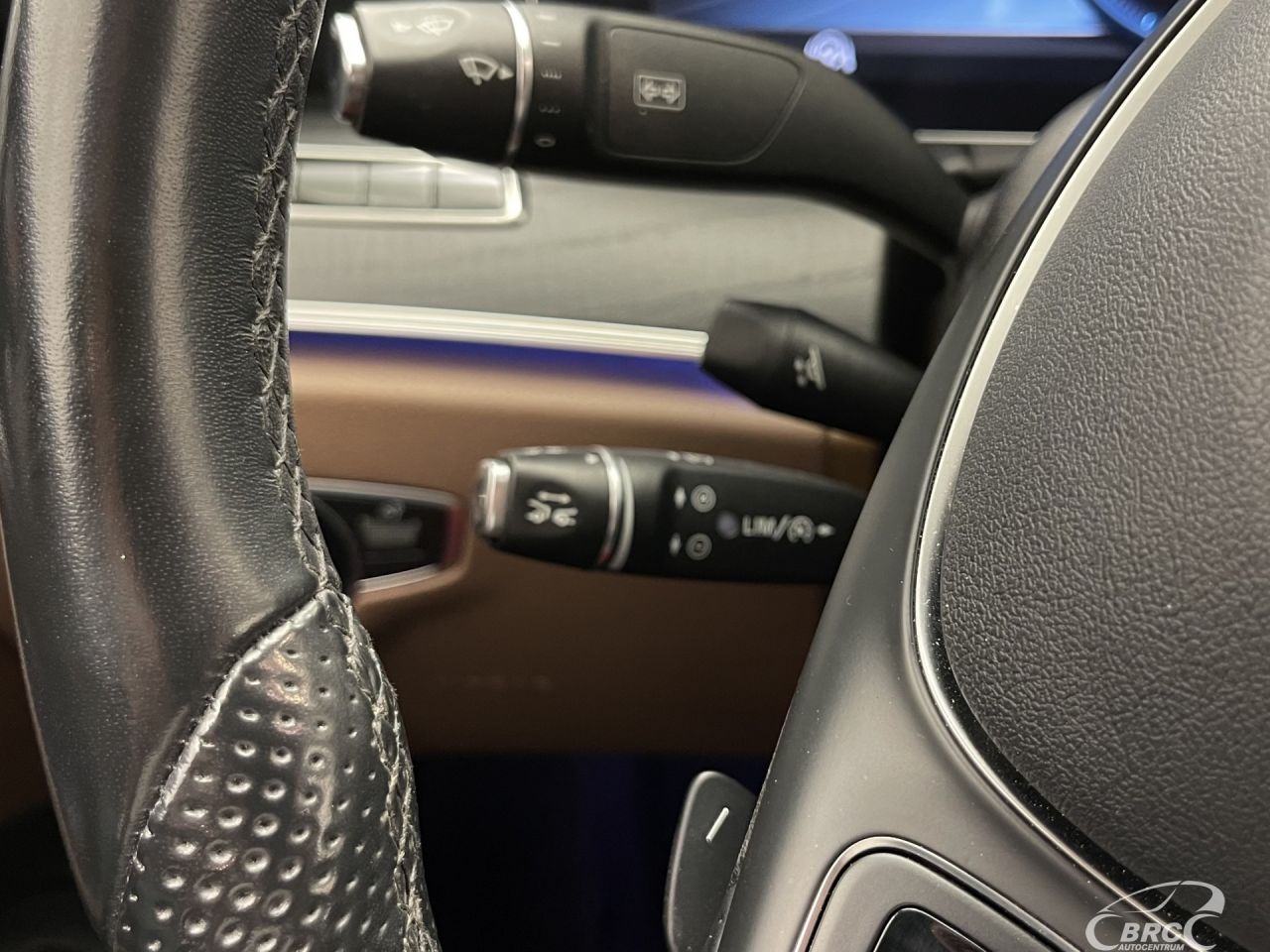Mercedes-Benz E350 | 55