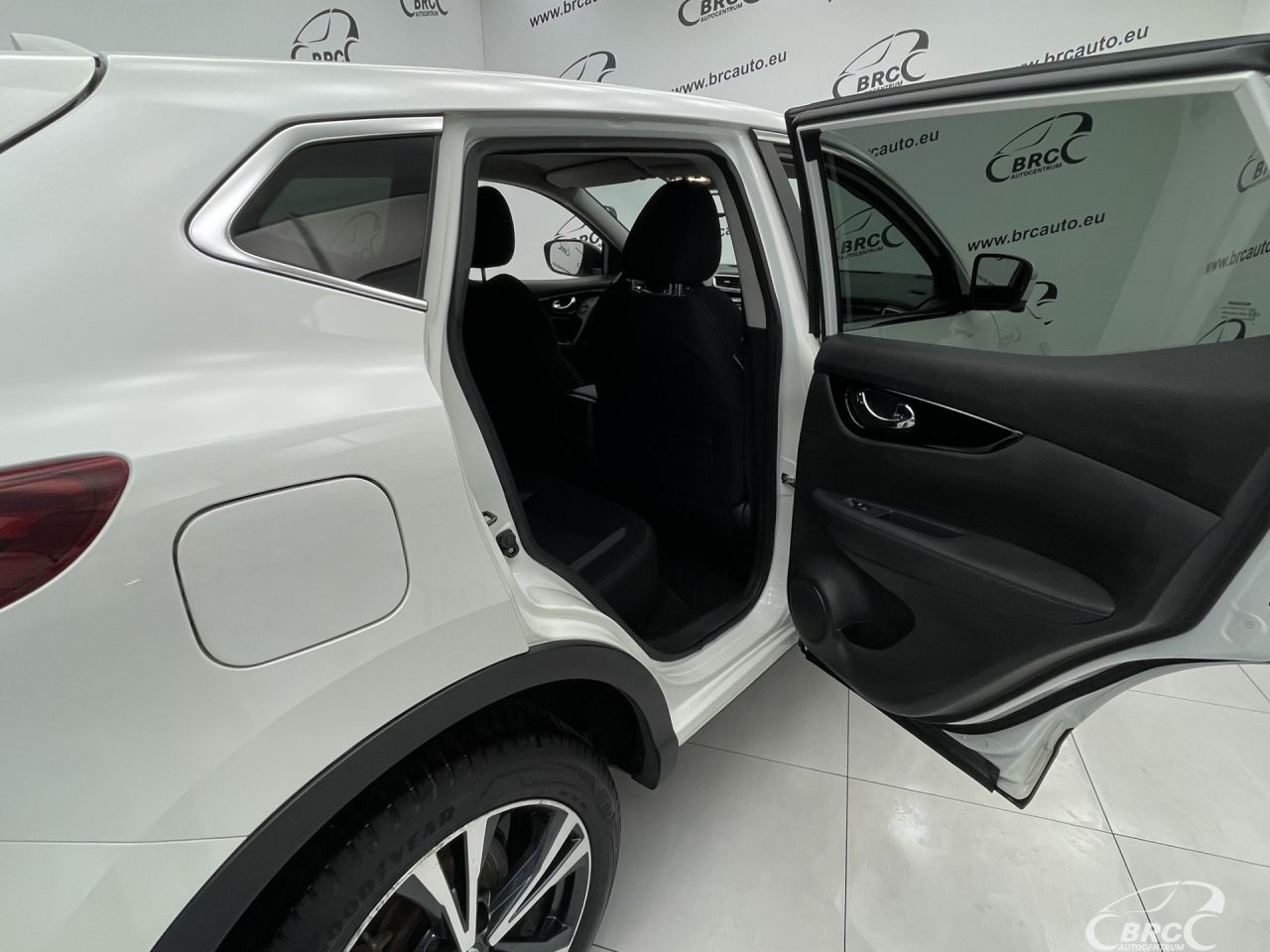 Nissan Qashqai | 11