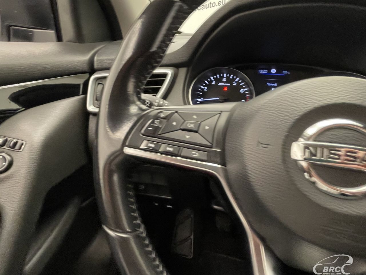 Nissan Qashqai | 30