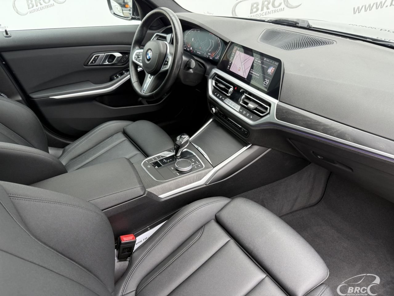 BMW 330 | 4