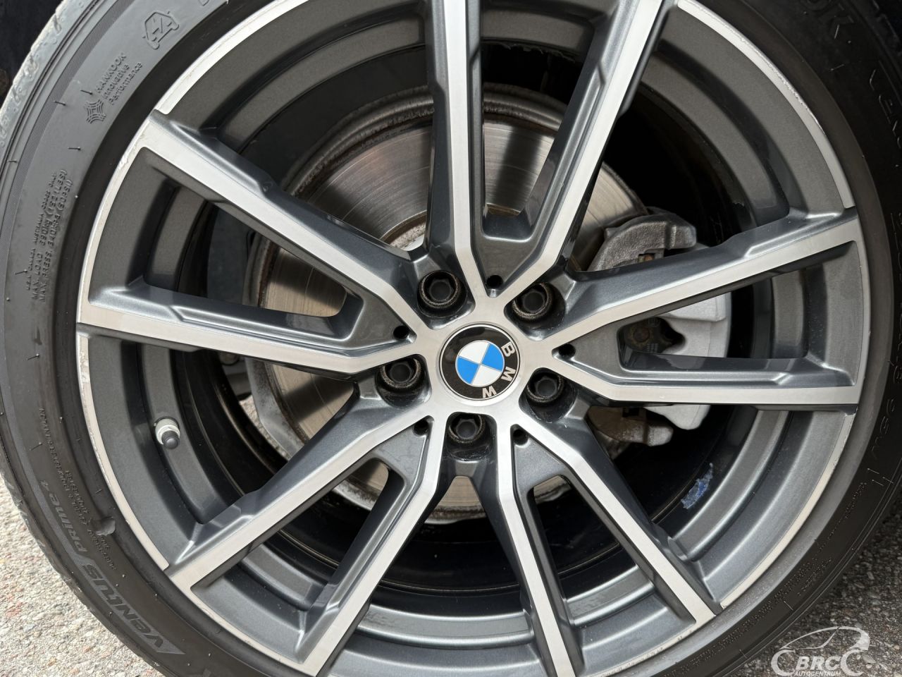 BMW 330 | 44