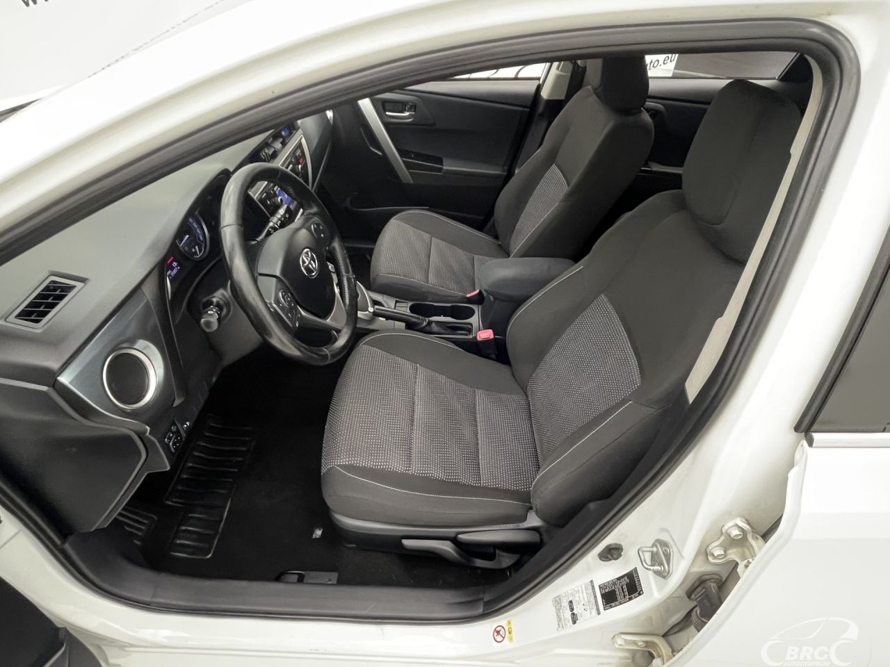 Toyota Auris | 20