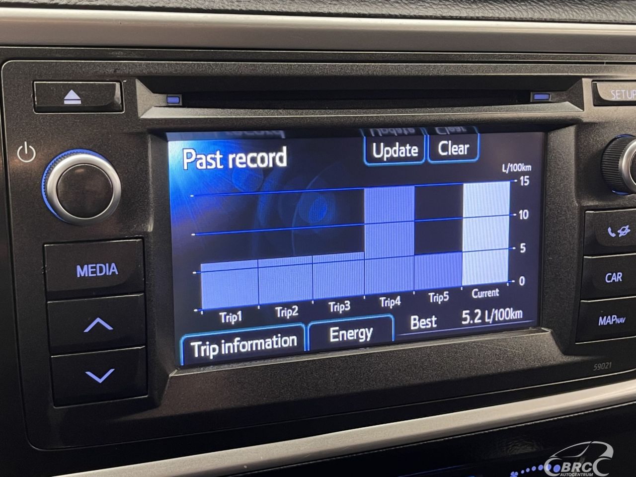 Toyota Auris | 32