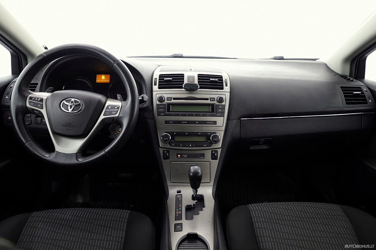 Toyota Avensis | 4