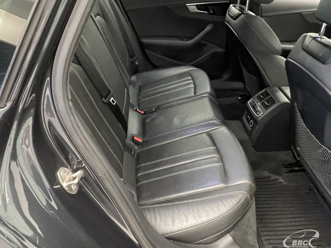 Audi A4 | 10
