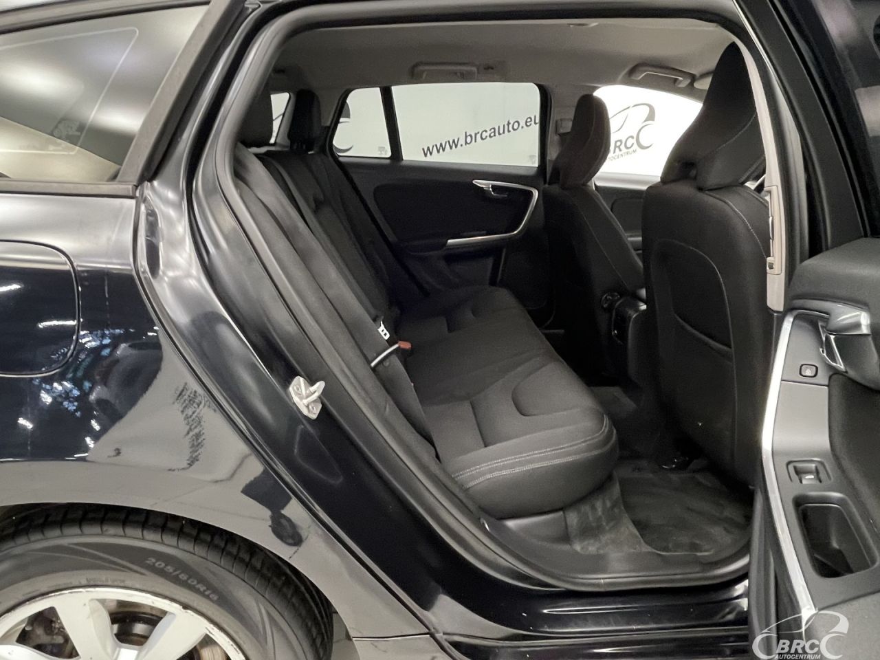 Volvo V60 | 9