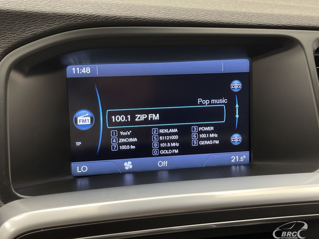 Volvo V60 | 33