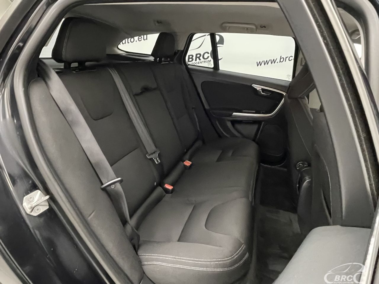 Volvo V60 | 11