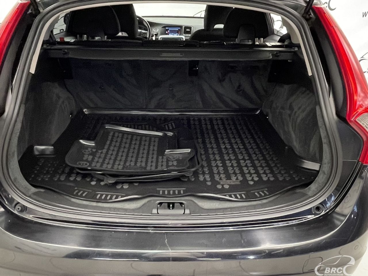 Volvo V60 | 47