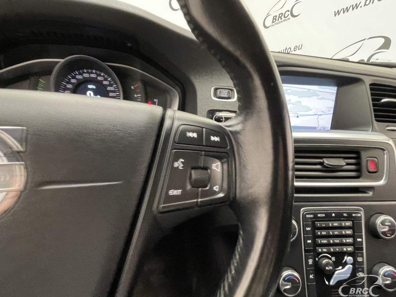 Volvo V60 | 28