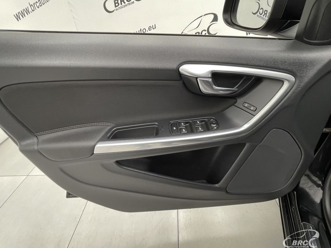 Volvo V60 | 19