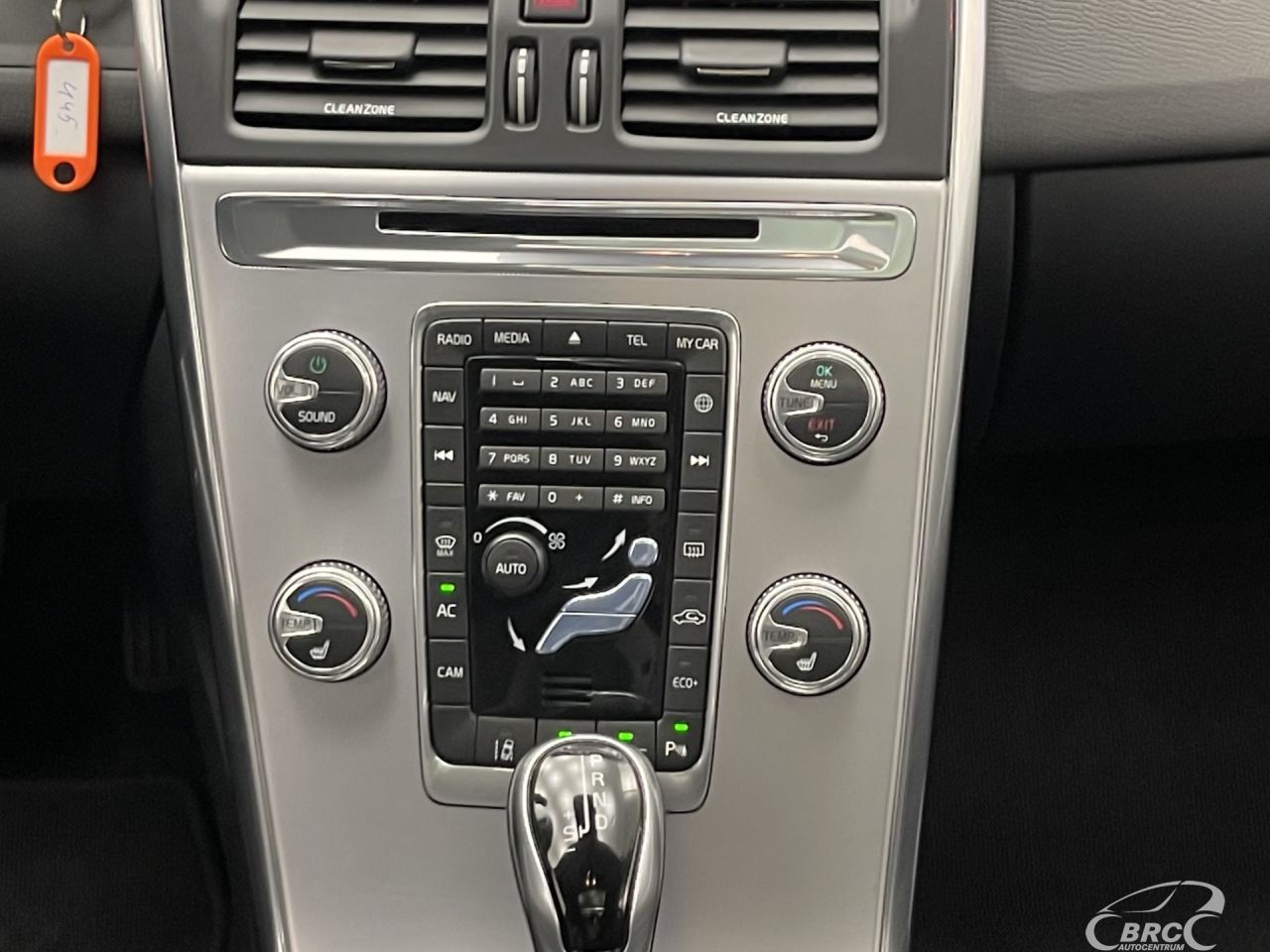 Volvo XC60 | 15