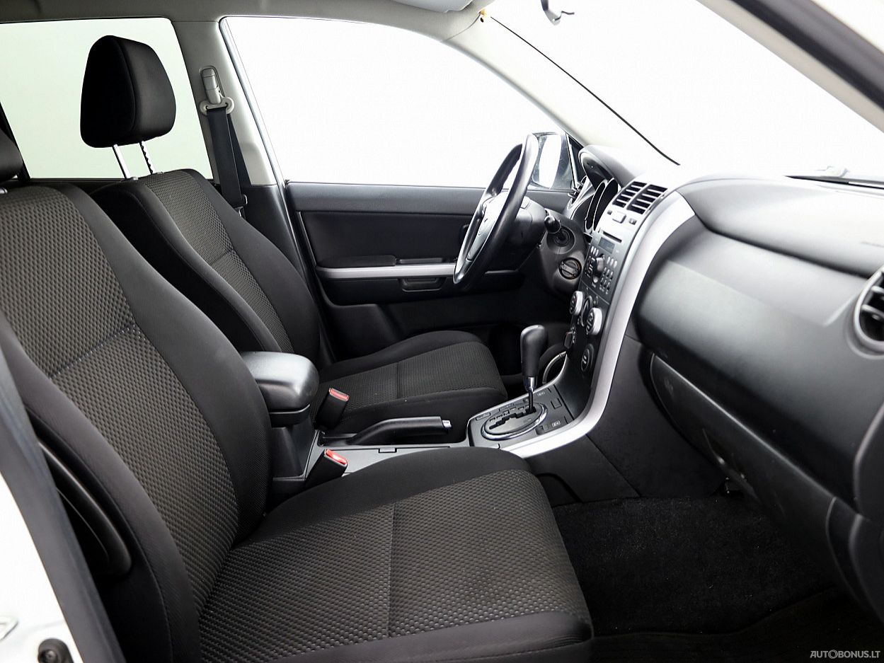 Suzuki Grand Vitara | 5