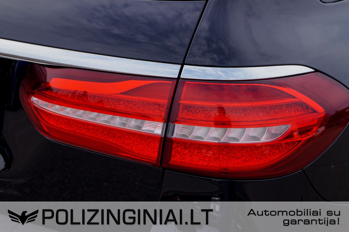 Mercedes-Benz E220 | 5