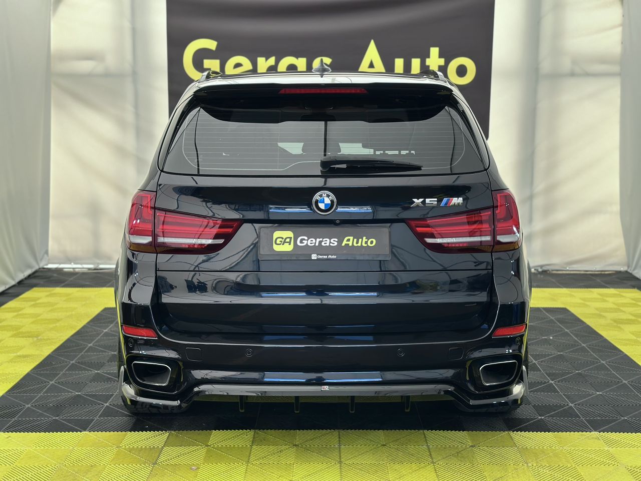 BMW X5 | 4