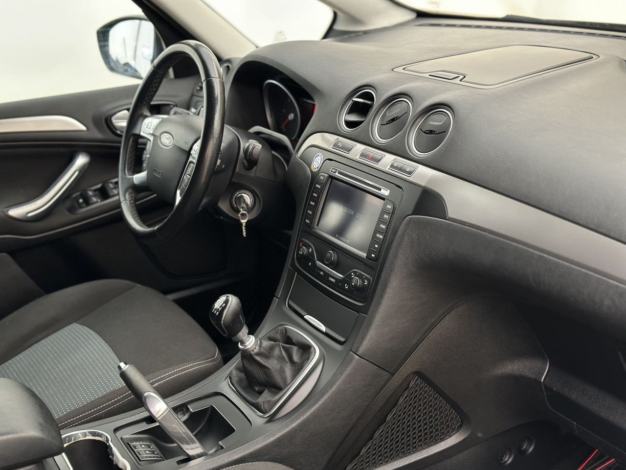 Ford Galaxy | 15