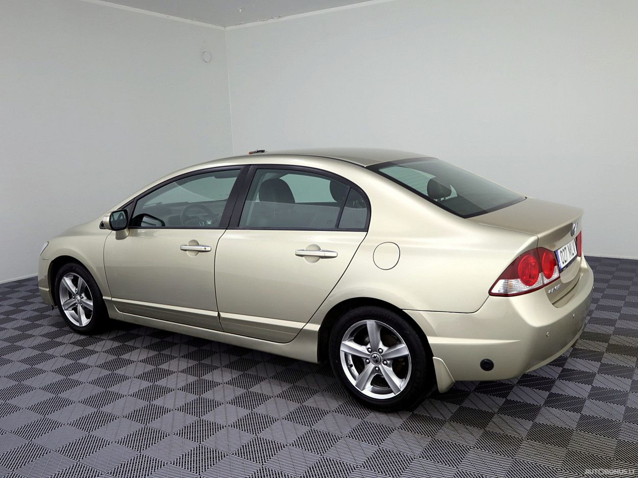 Honda Civic | 3